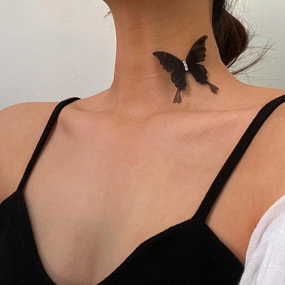 Naszyjnik choker z motylem