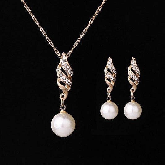 Komplet biżuterii z perłą i cyrkoniami